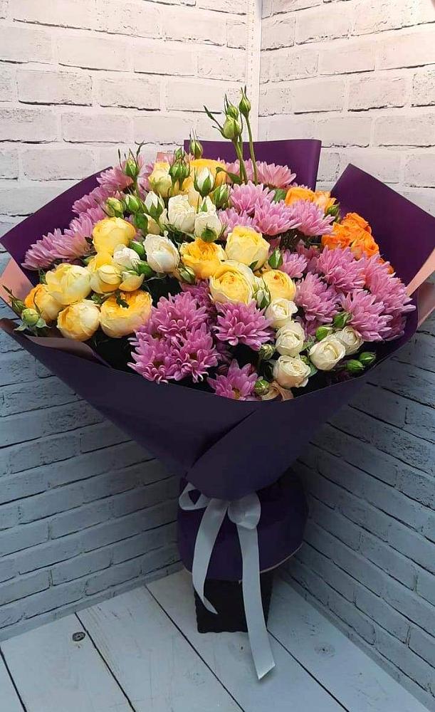 Букет цветов из: Хризантемы и Розы в Певеке