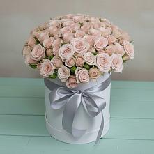 Цветочная композиция из Розы в шляпной коробке #REPLACE_PRED# Певеке