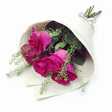 Букет цветов из:  Розы в Певеке