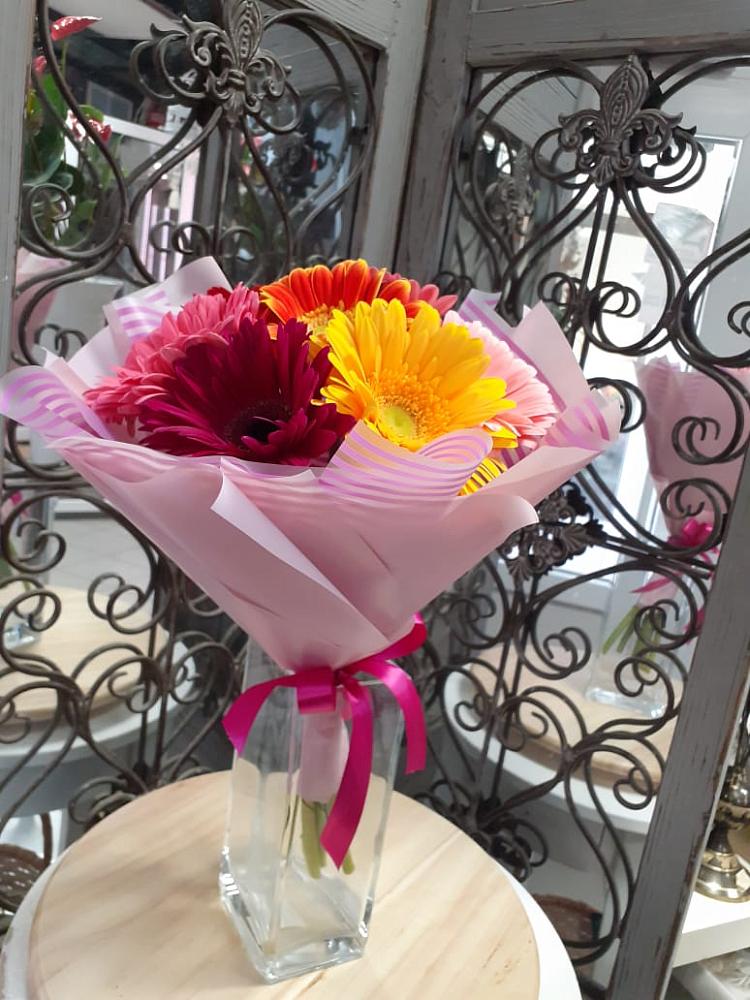 Букет цветов из: Герберы в Певеке