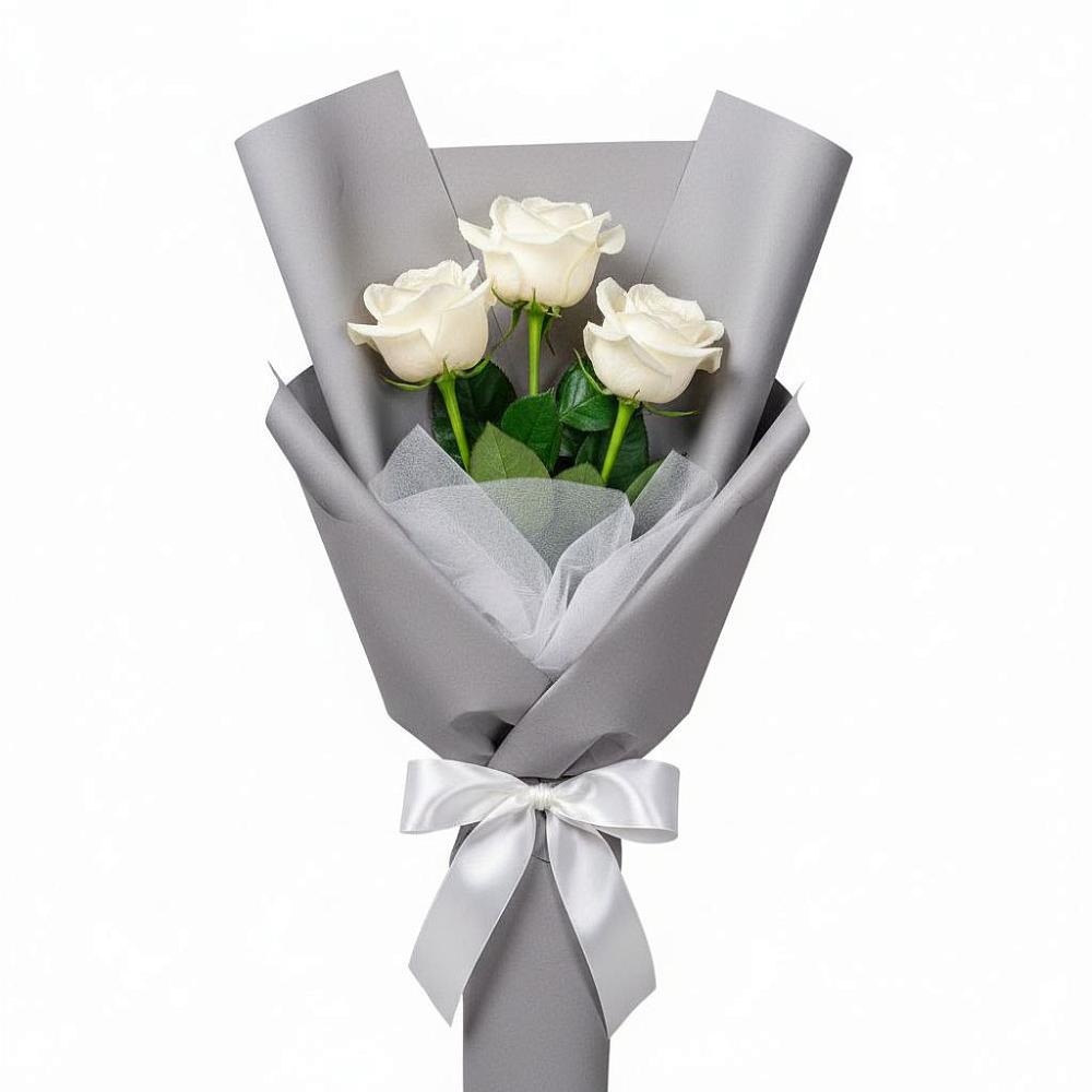 Букет 3 белые розы в Певеке