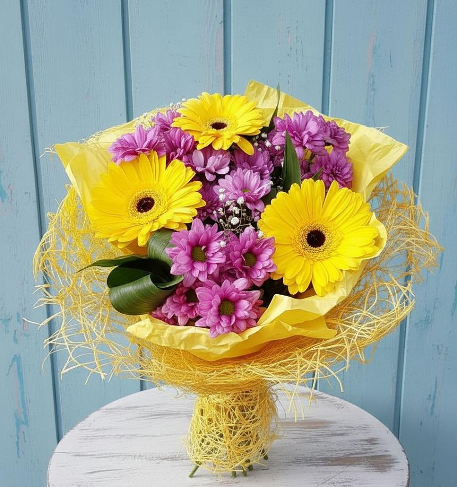 Букет цветов из: Хризантемы и Герберы в Певеке