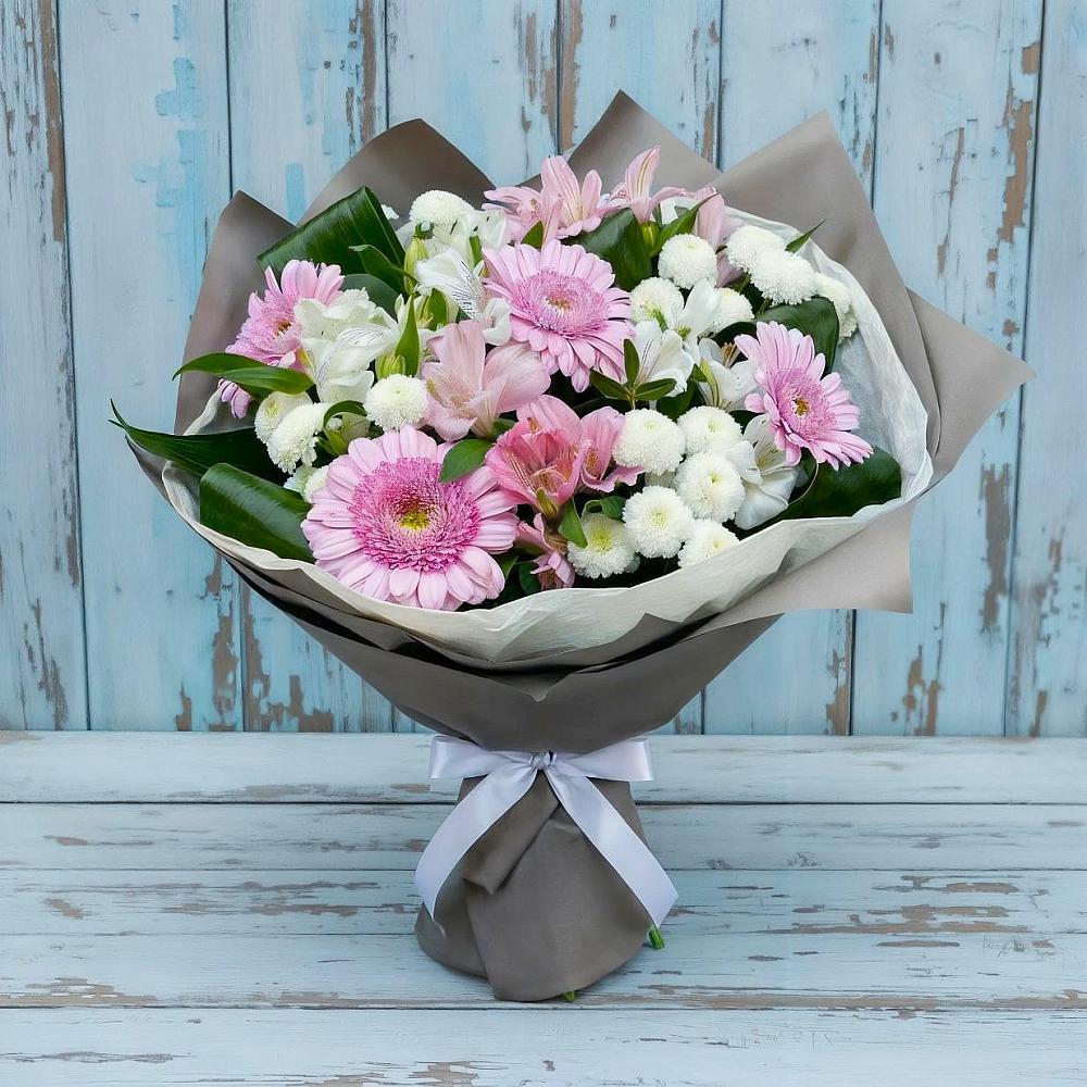 Букет цветов из: Герберы, Альстромерии и Хризантемы в Певеке