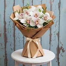 Букет цветов из:  Орхидеи и Розы #REPLACE_PRED# Певеке